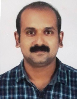 Faculty Photo of Dr. Derick joseph m