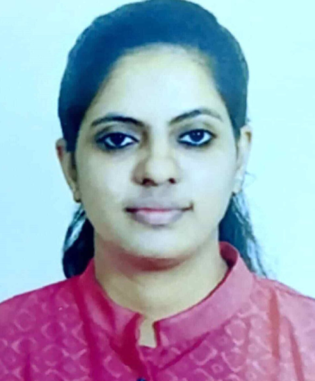 Faculty Photo of Dr. Raena Simon